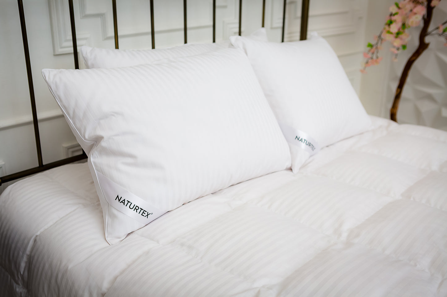 Naturtex Budapest Collection Hungarian Goose Down Pillow