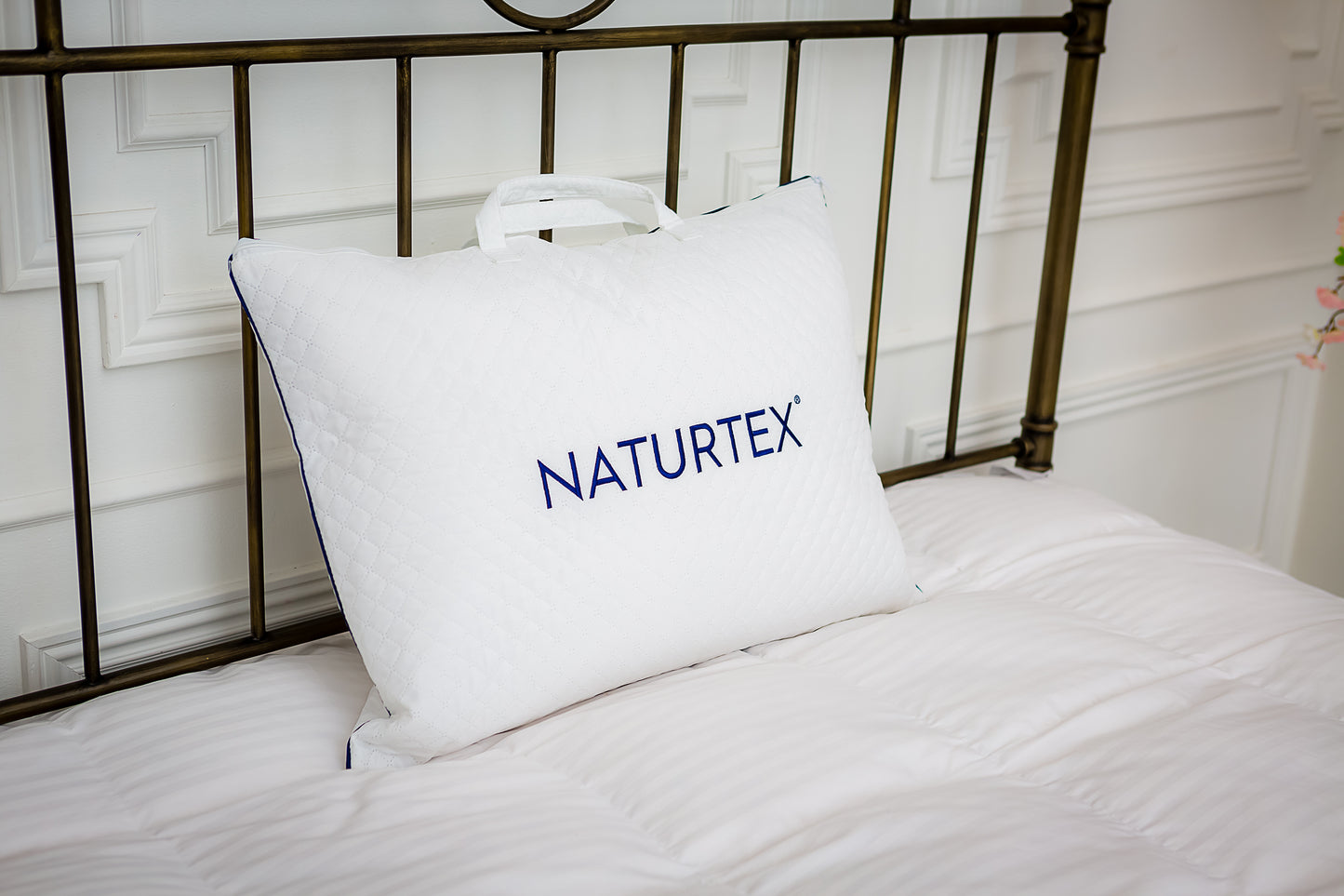 Naturtex Budapest Collection Hungarian Goose Down Pillow