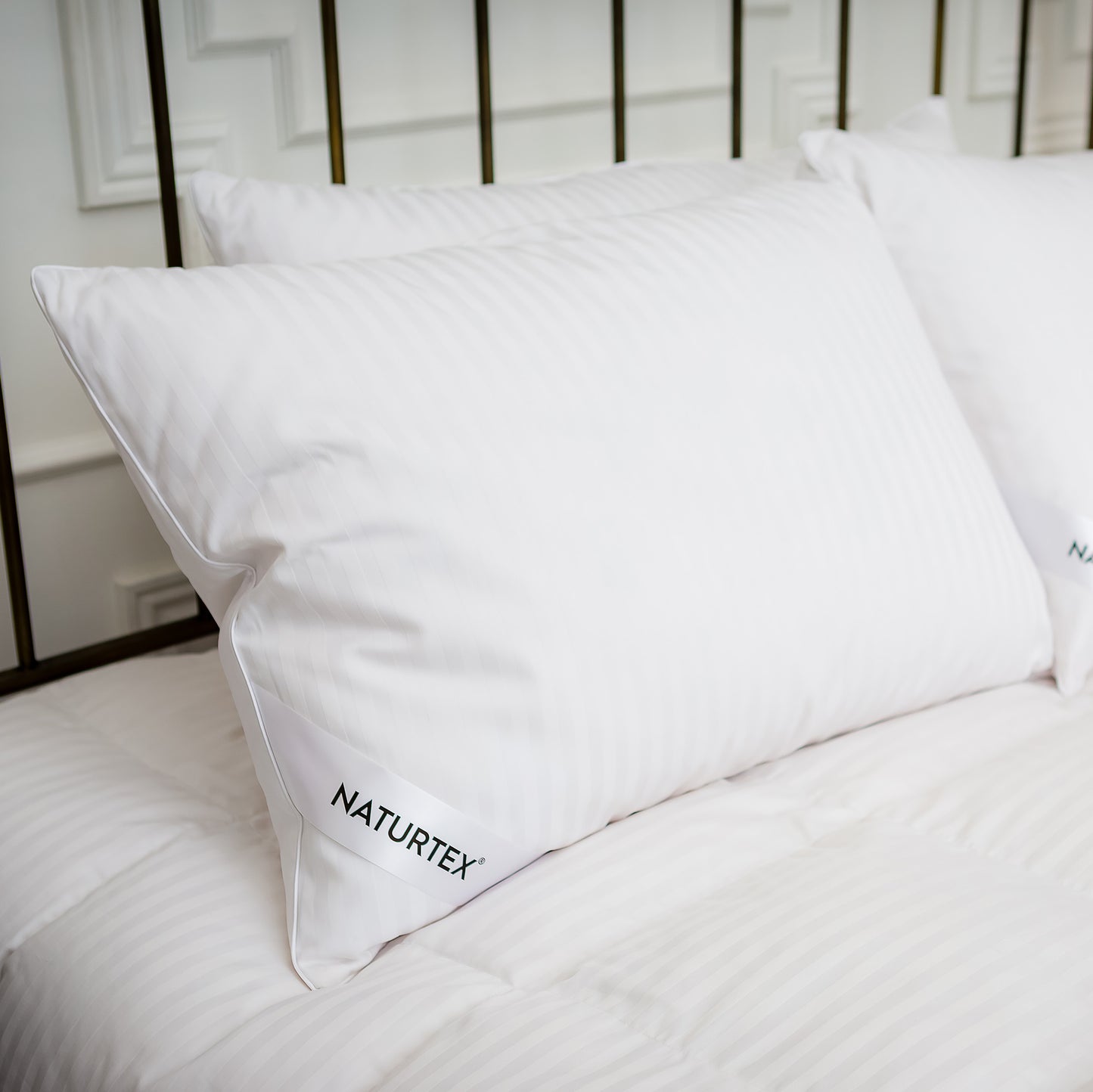 Naturtex Budapest Collection Hungarian Goose Down Pillow